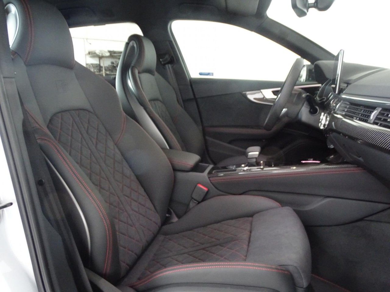 Audi A4 Avant 2.0 TDI advanced Aut. - Samsaru's Car Outlet
