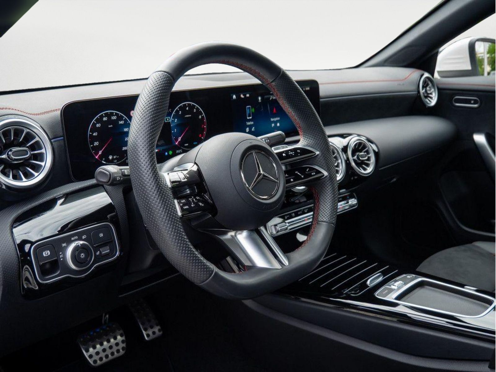 Mercedes-Benz CLA 250 SB 4M AMG Sport - Samsaru's Car Outlet