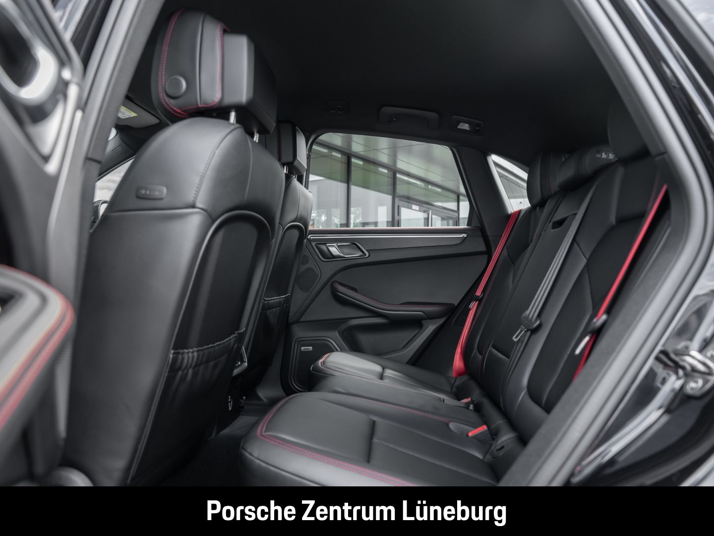 Porsche Macan GTS - Samsaru's Car Outlet
