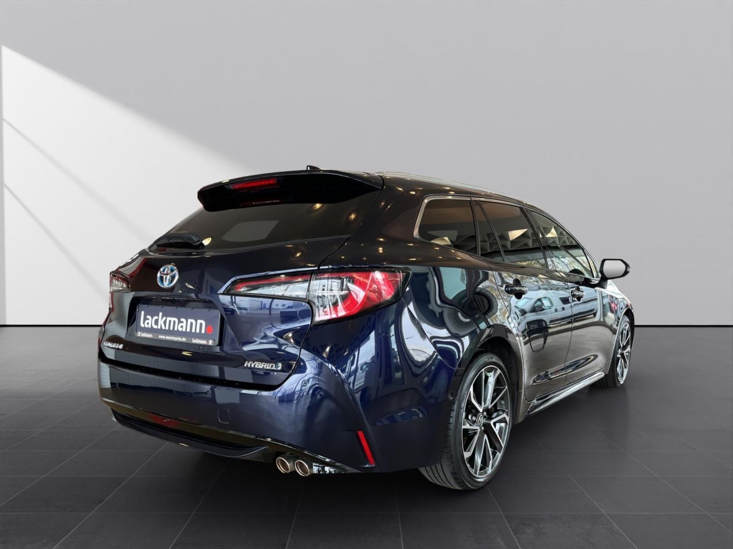 Toyota Corolla 2.0 TS Hybrid Lounge *Navi*LED*Panorama*