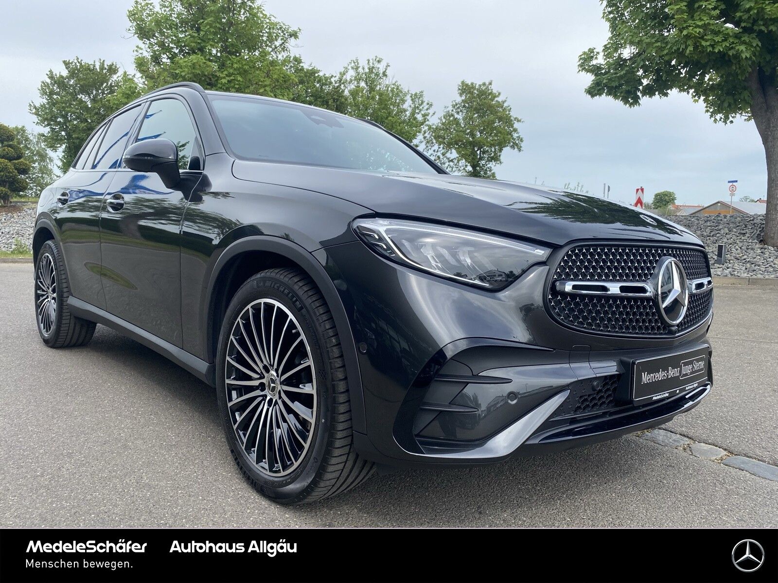 Mercedes-Benz GLC 220 d 4M AMG Night 20' Dist AHK LED Ambi Kam