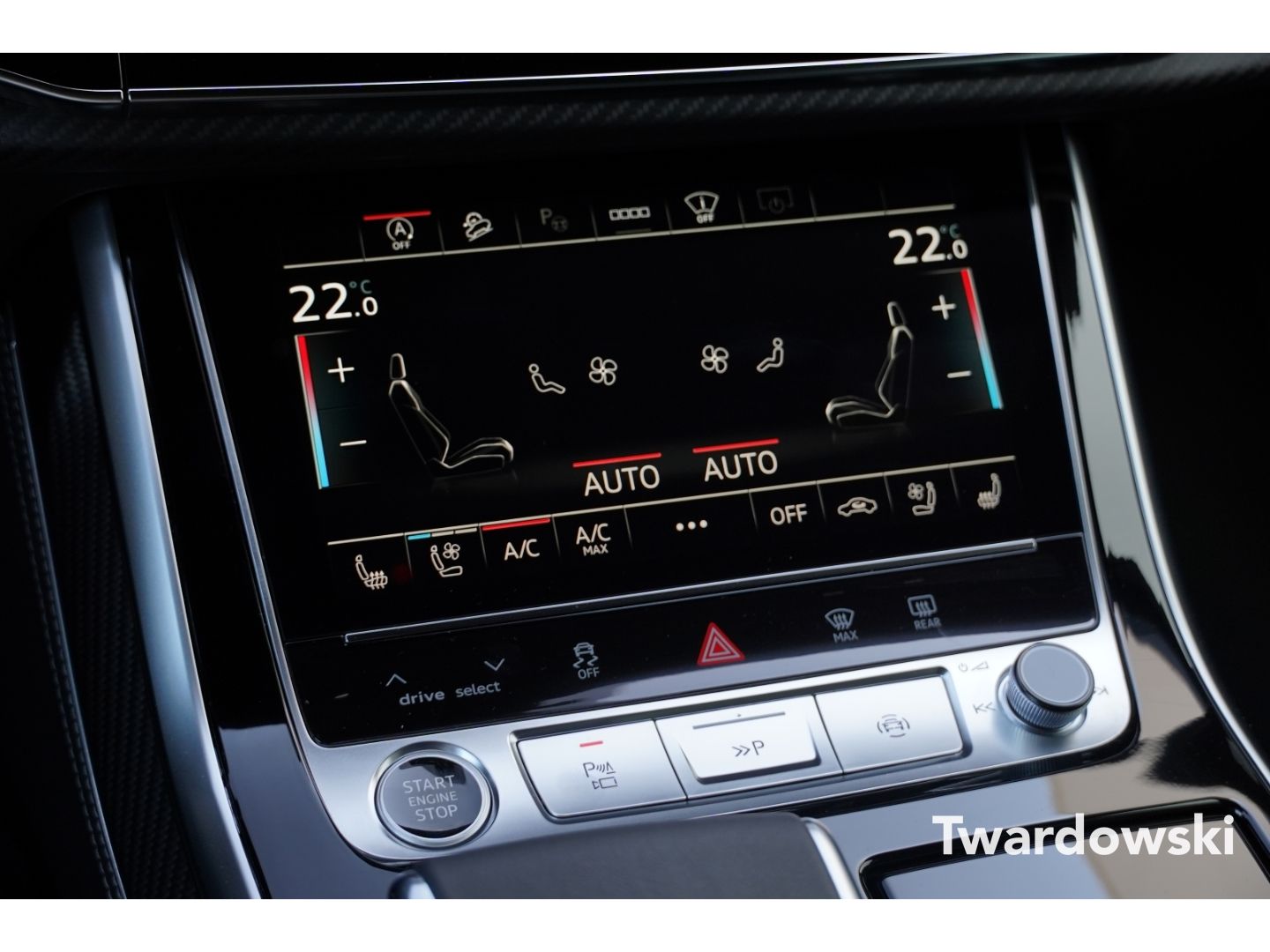 Audi Q8 50 TDI S line Pano Hud Matrix 23'' B&O AHK 36
