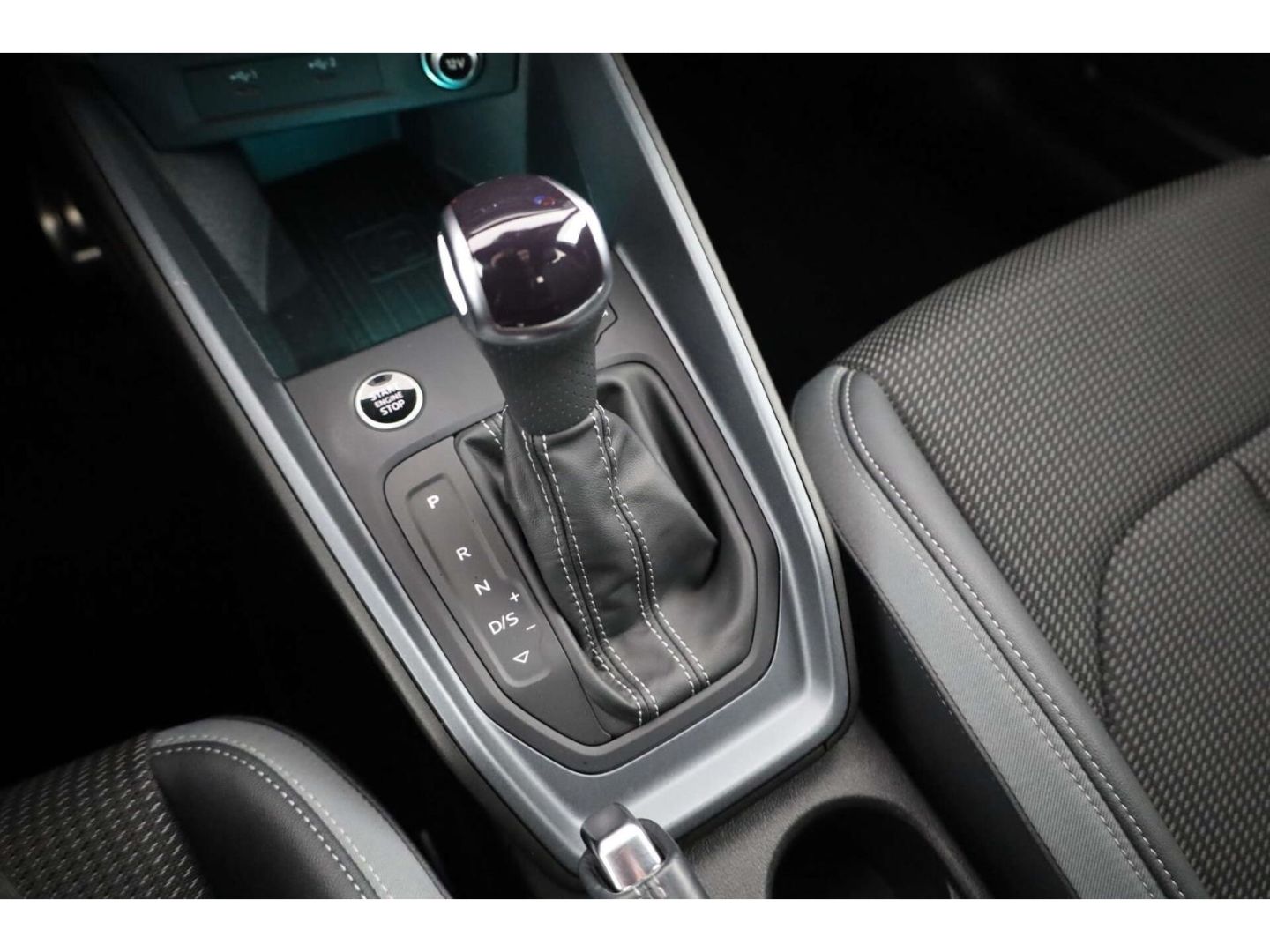 Audi A1 Sportback 40 TFSI S line VC/NAV/SH/DAB/LED