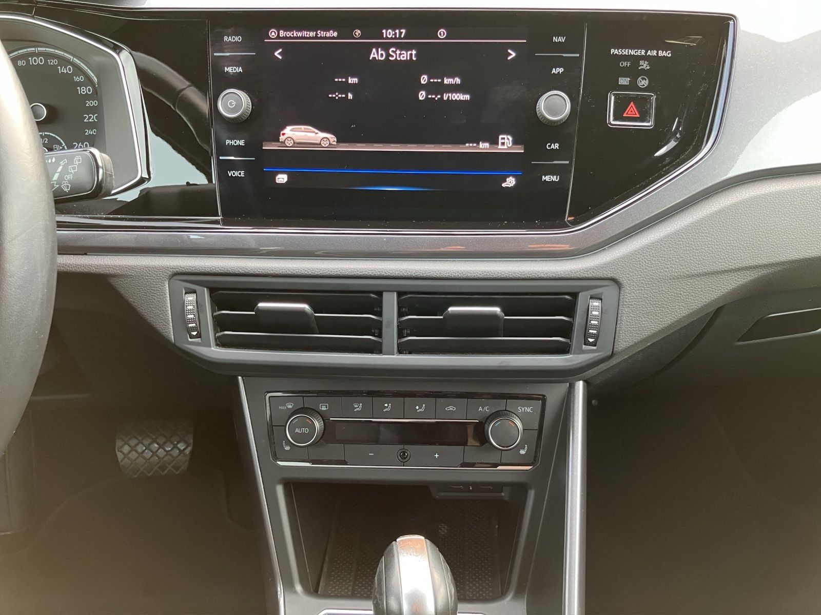 Volkswagen Polo TSI Highline DSG - Samsaru's Car Outlet