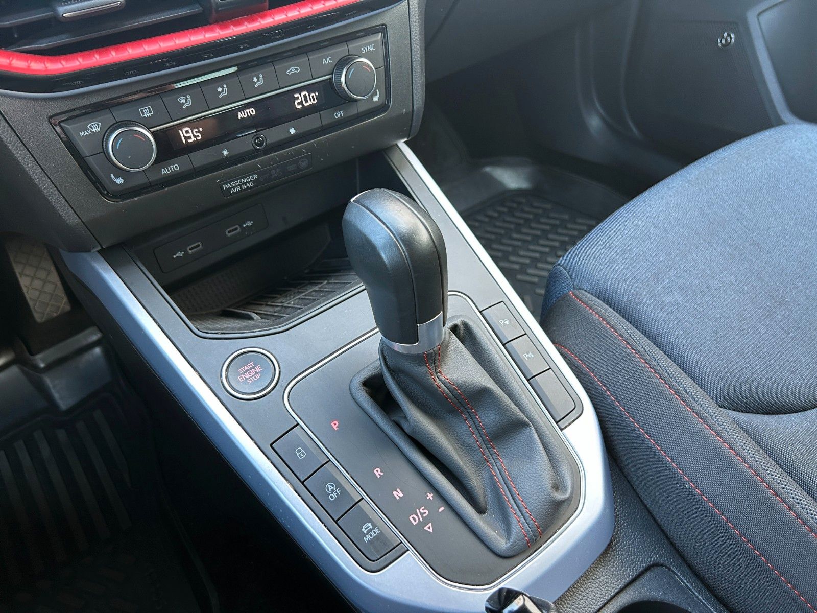 Seat Arona FR DSG - Samsaru's Car Outlet