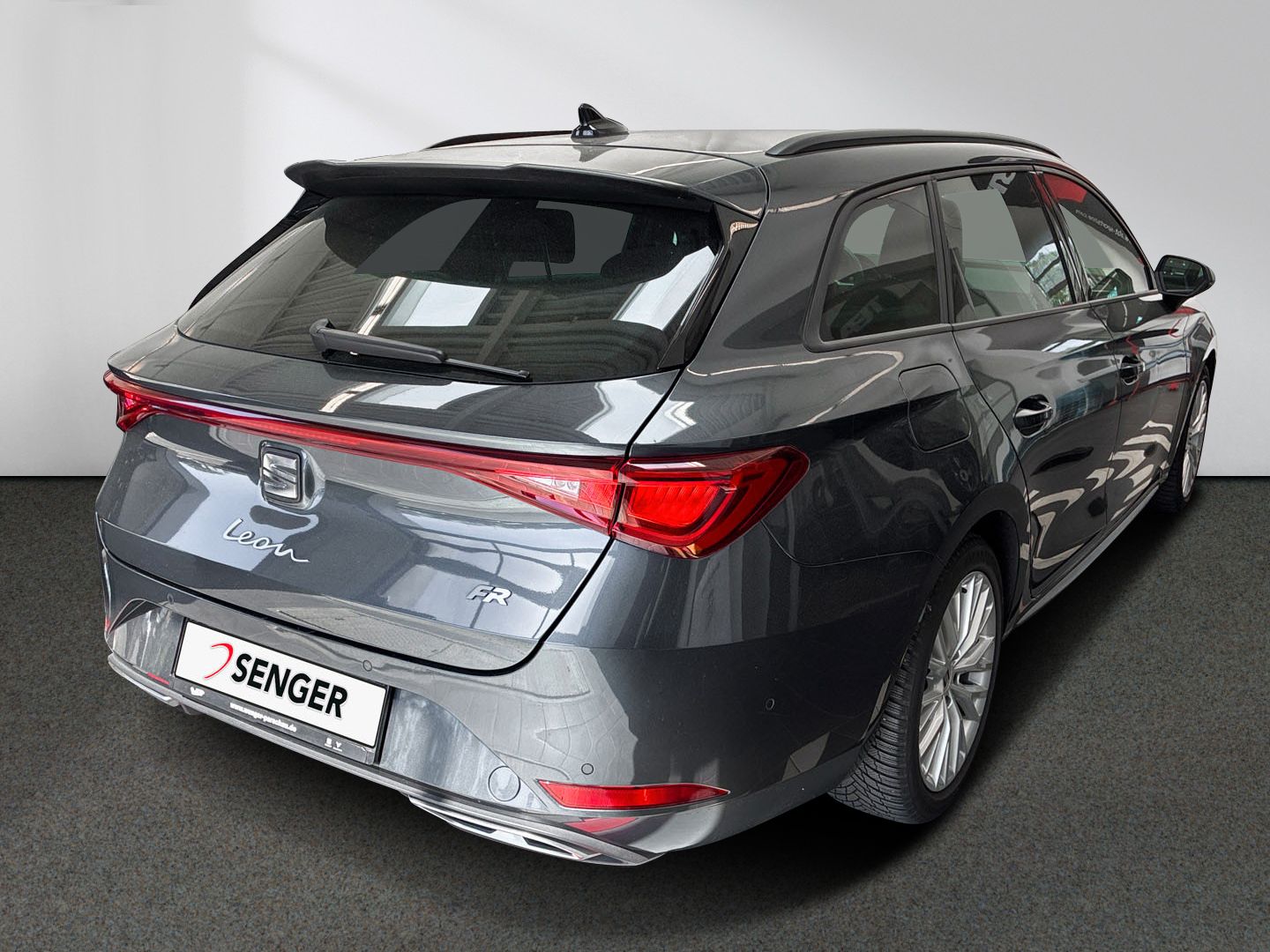 Seat Leon Sportstourer FR 1.5 eTSI DSG CarPlay LED AC
