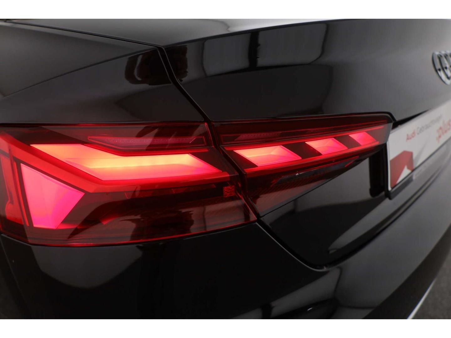 Audi A5 Cabriolet 45 TFSI qu. S line AHK/NAV/19''