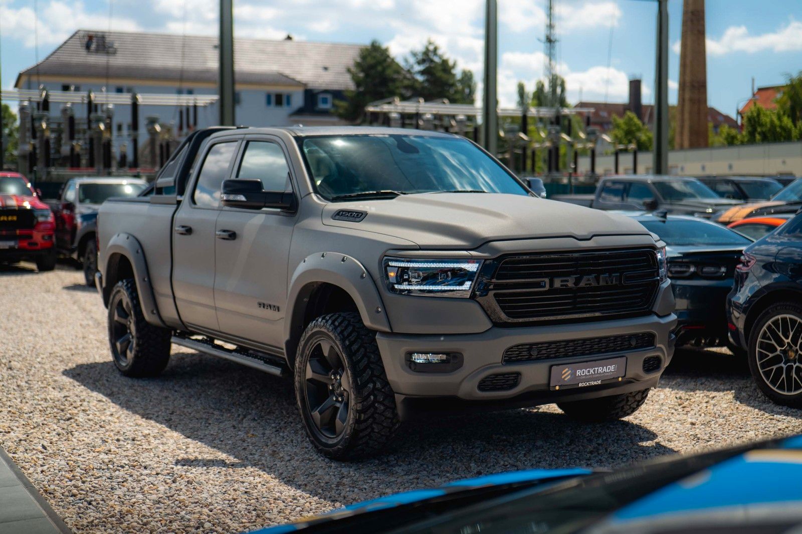 Dodge RAM 5.7 V8 HEMI 4x4 OFFROAD LONGBED RAPTOR Style
