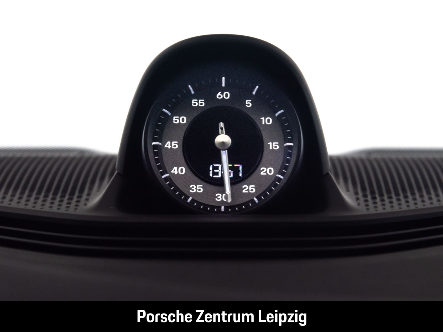 Porsche Taycan 4 Massage Sitzlüftung Bose ACC SportChron