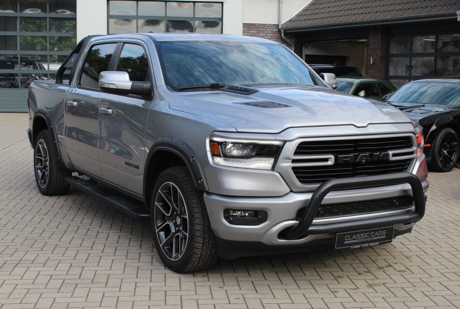 Dodge RAM 5,7L V8 Laramie, Unfallfrei, ACC, 360°, LPG