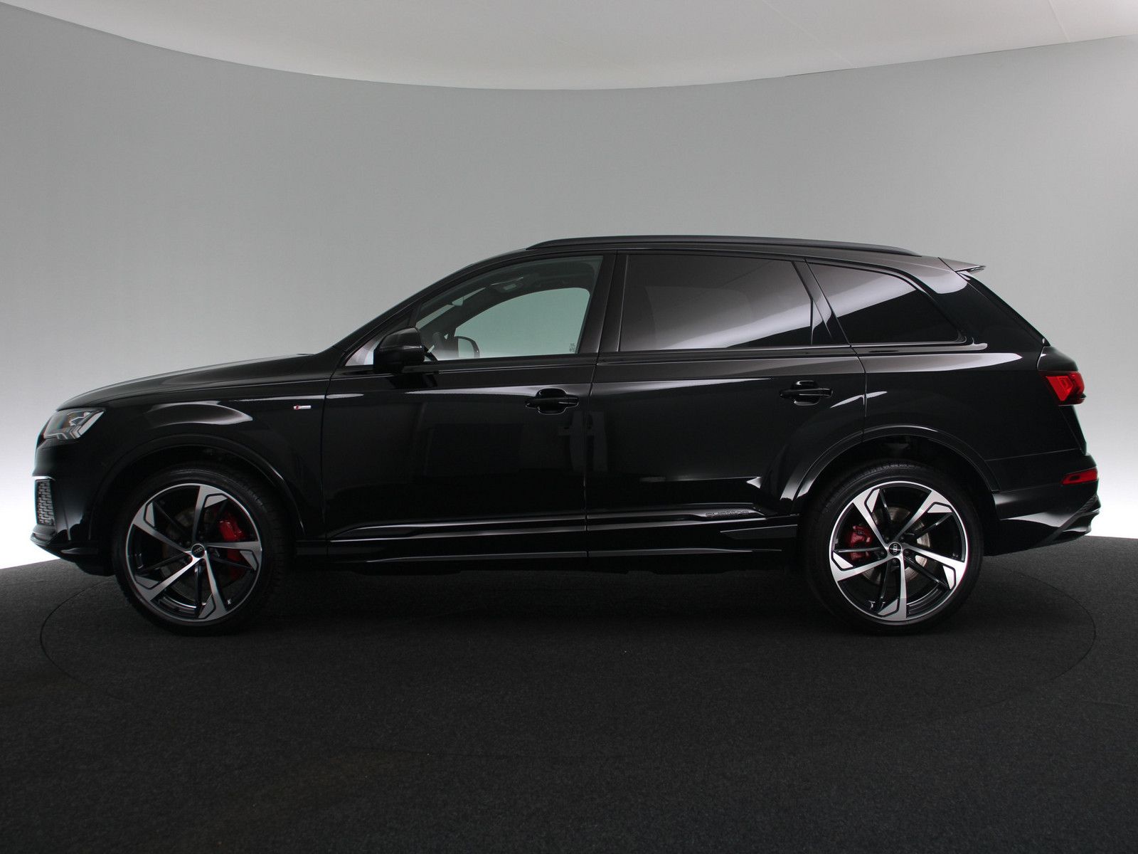 Audi Q7 50 TDI competition plus AHK 360° LASER PANO