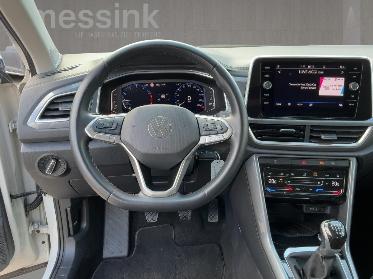 Volkswagen T-Roc 1.0 TSI Style - Samsaru's Car Outlet
