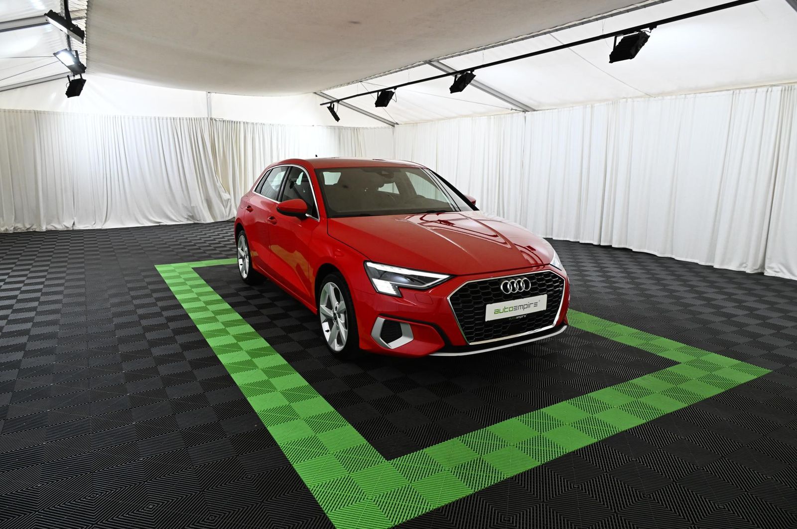 Audi A3 Sportback 35 TFSI Design-Luxe MATRIX/MMI+/18