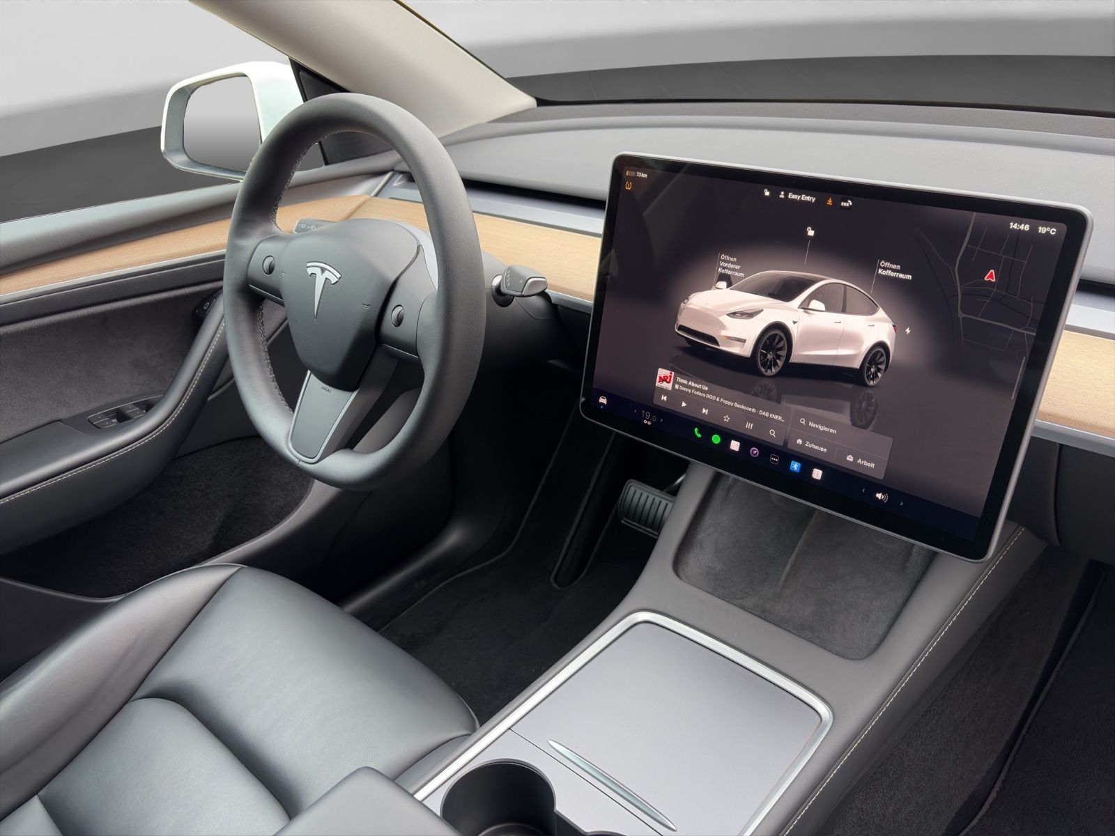 Tesla Model Y Long Range Dual AWD*Allwetter*1.Hand*AHK