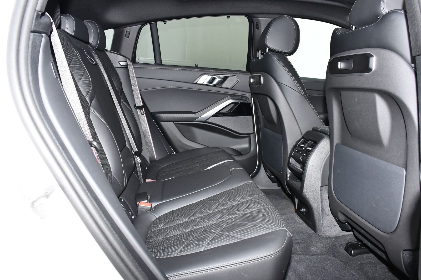 BMW X6 xDrive30d M Sport Pro - Samsaru's Car Outlet