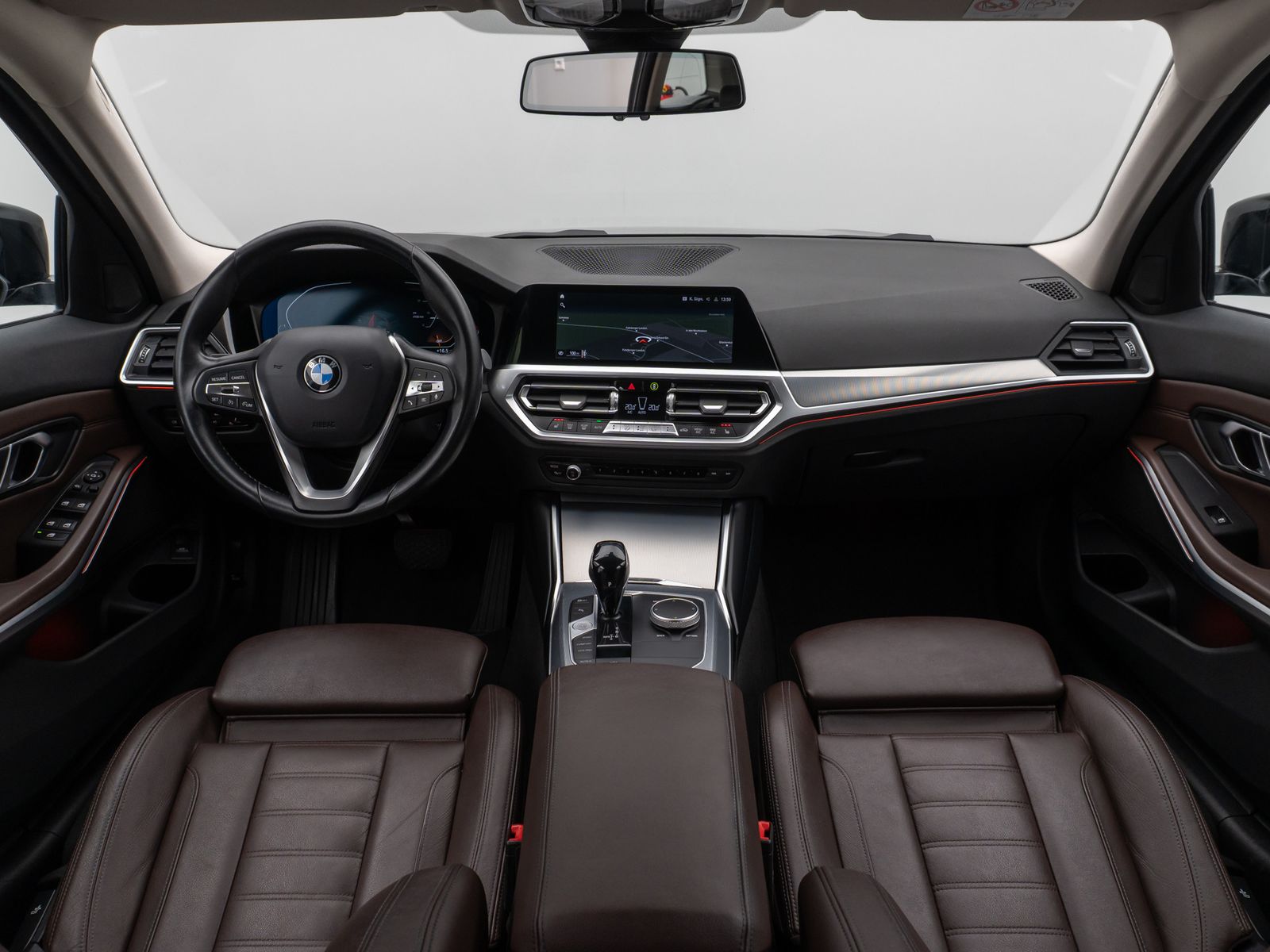 BMW 320d xD Sport Line - Samsaru's Car Outlet