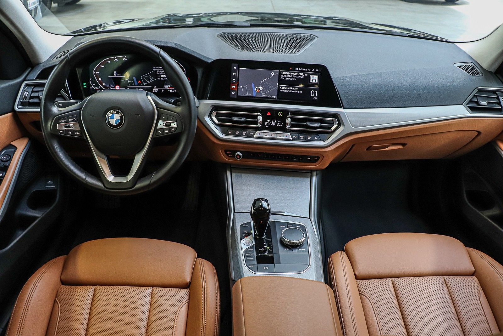 BMW 330i Touring Advantage - Samsaru's Car Outlet