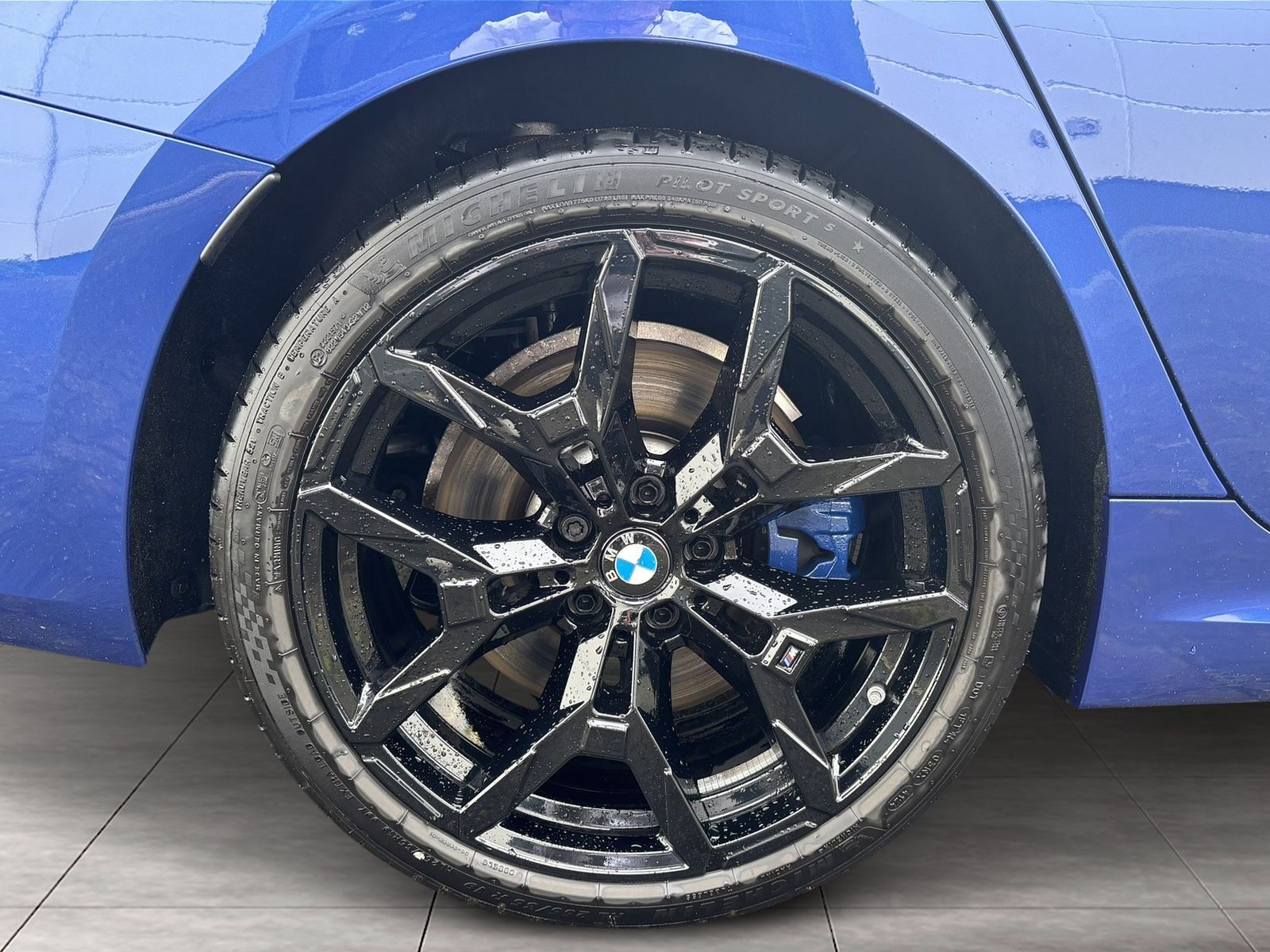 BMW 330e xDrive TOURING M SPORT AHK PANO AKUSTIK  E-