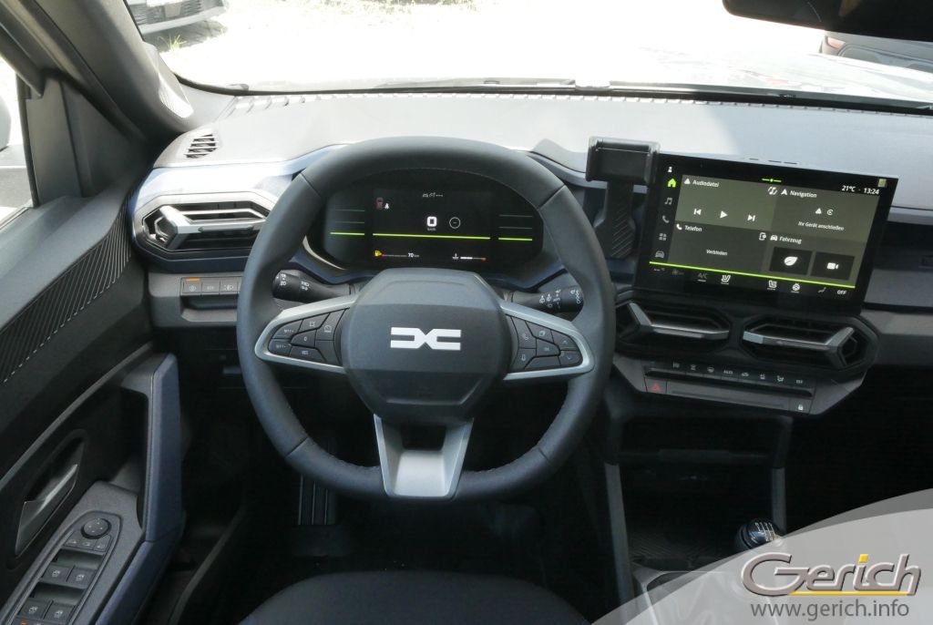 Dacia Duster TCe 130 Journey - Samsaru's Car Outlet