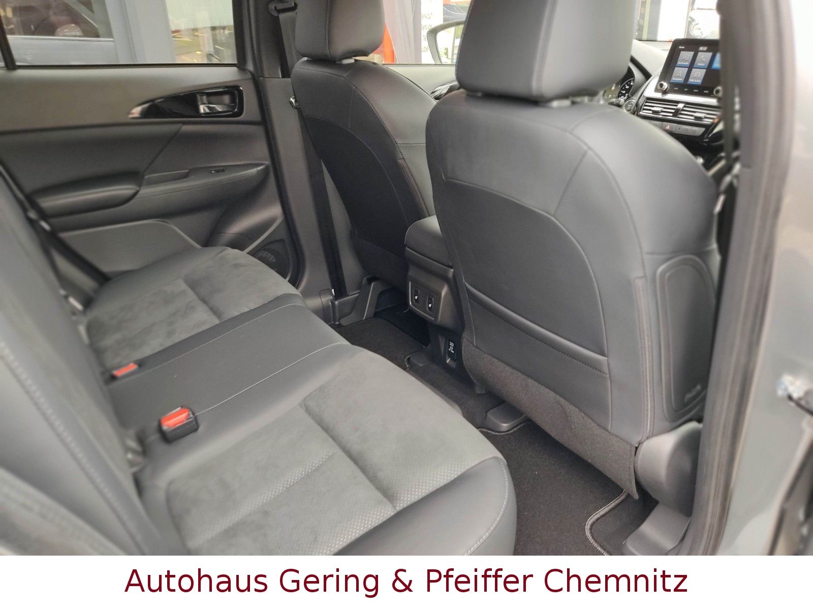 Mitsubishi Eclipse Cross PHEV PlugIn Hybrid Select Black