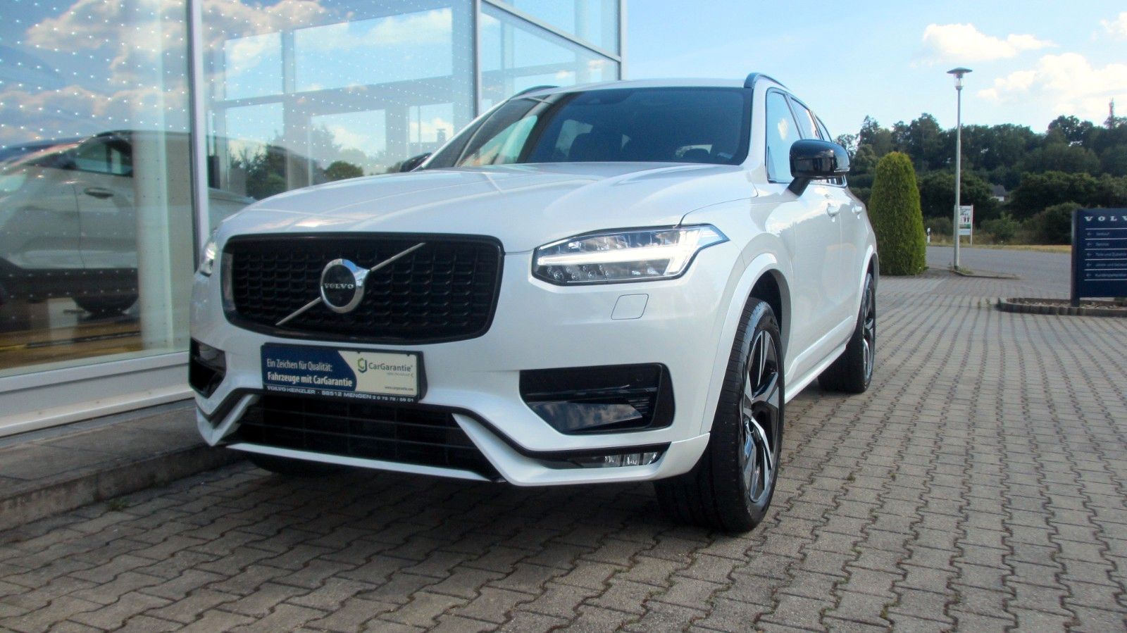 Volvo XC90 B5 Diesel R-Design AWD +7SITZ+PANO+360°+AHK