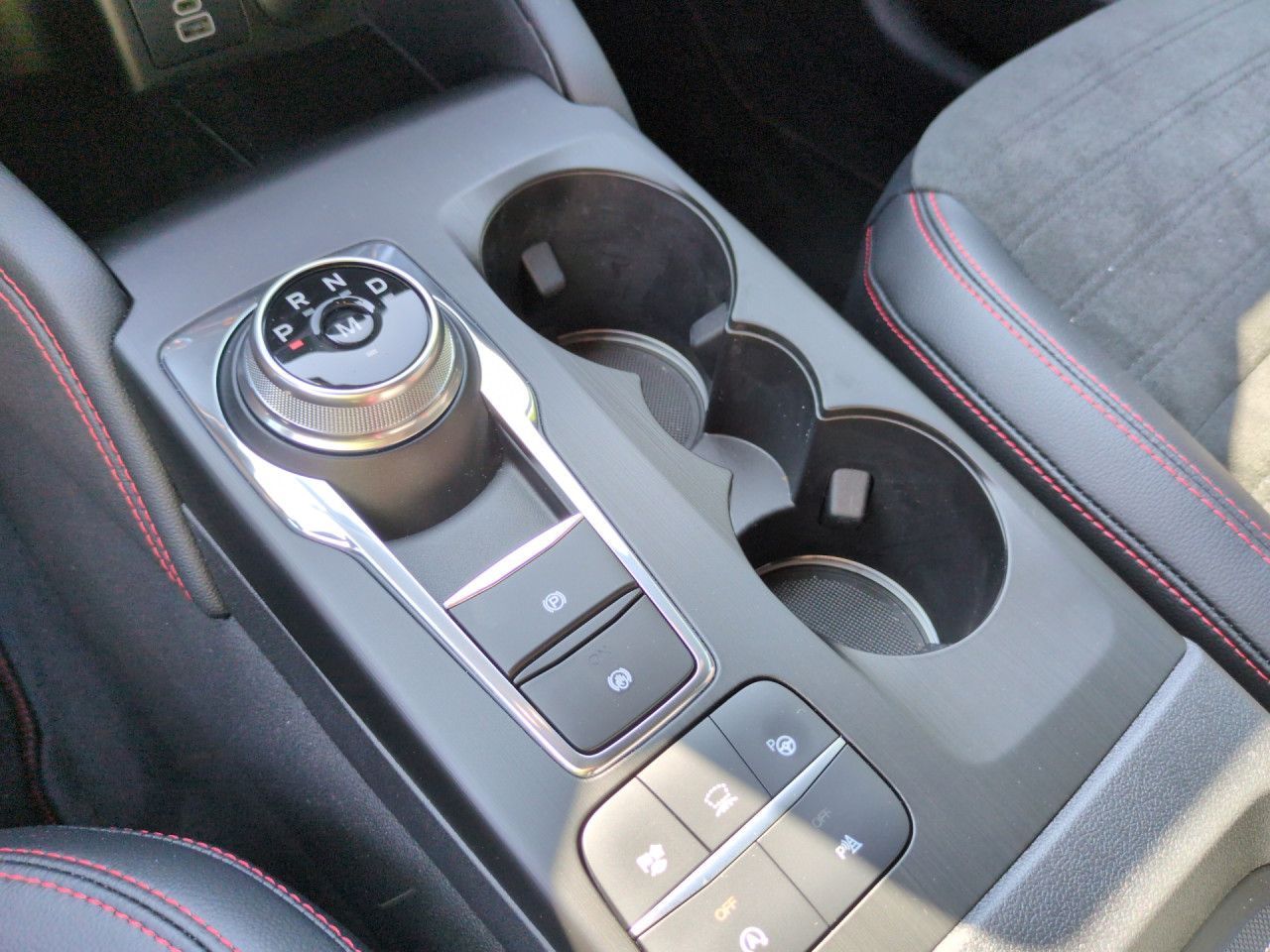 Ford Kuga 2.0 EcoBlue ST-Line X AWD - Samsaru's Car Outlet