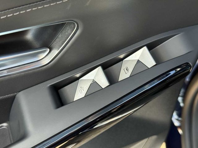 DS Automobiles DS 7 Crossback PT 180 Aut. RIVOLI LEDER NAVI 360