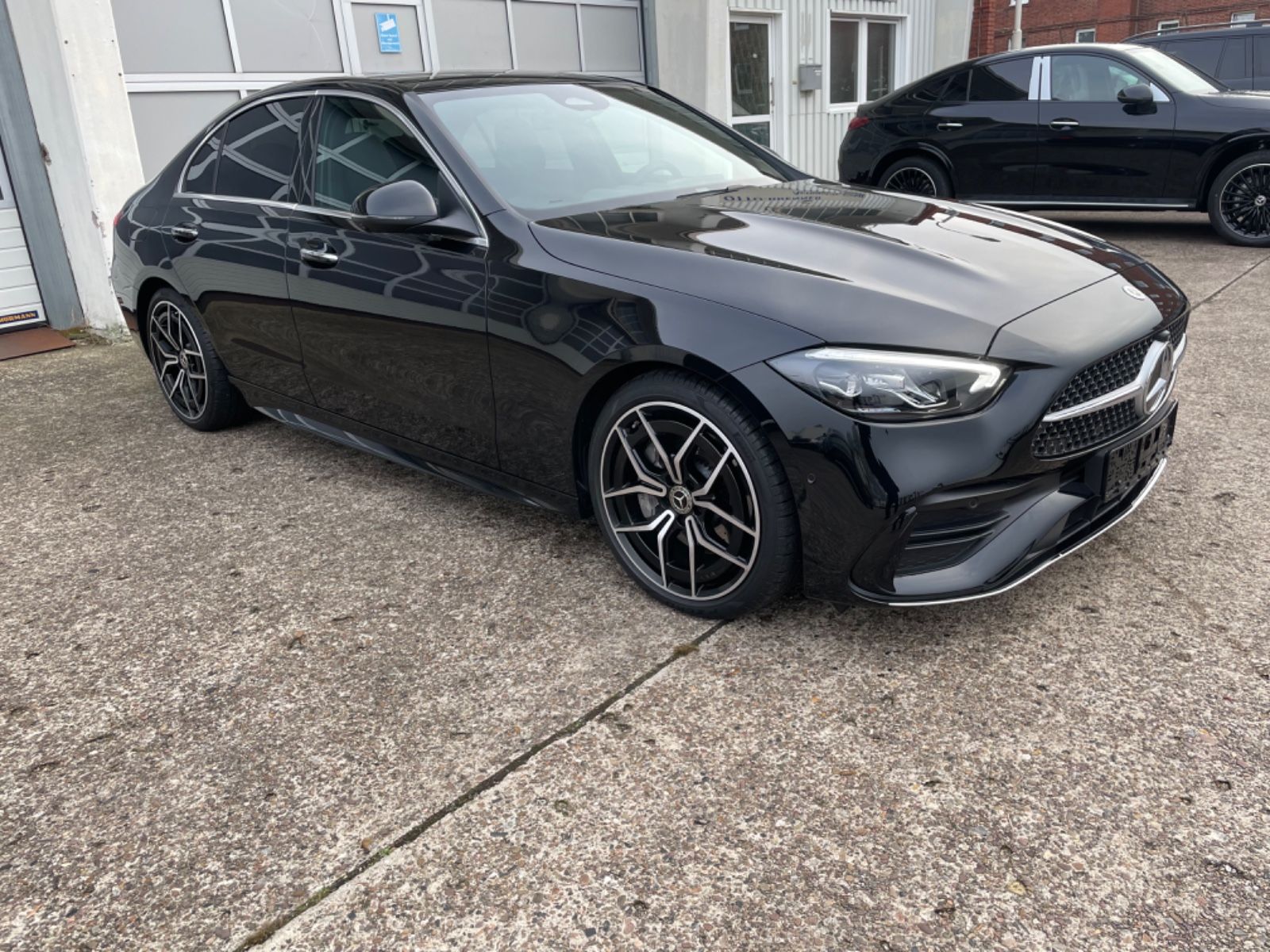 Mercedes-Benz C 220d AMG - Samsaru's Car Outlet