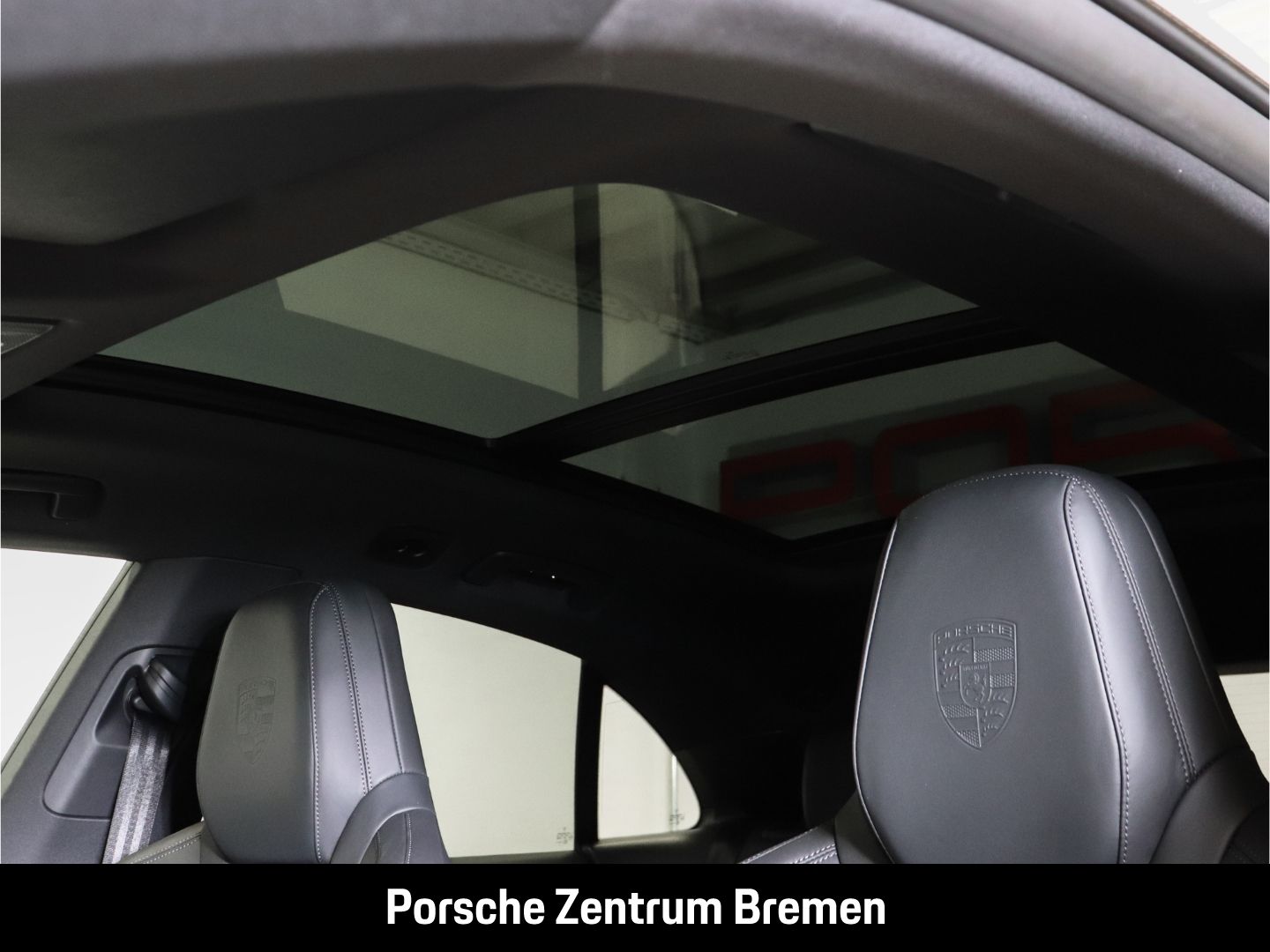 Porsche Macan 4 - Samsaru's Car Outlet