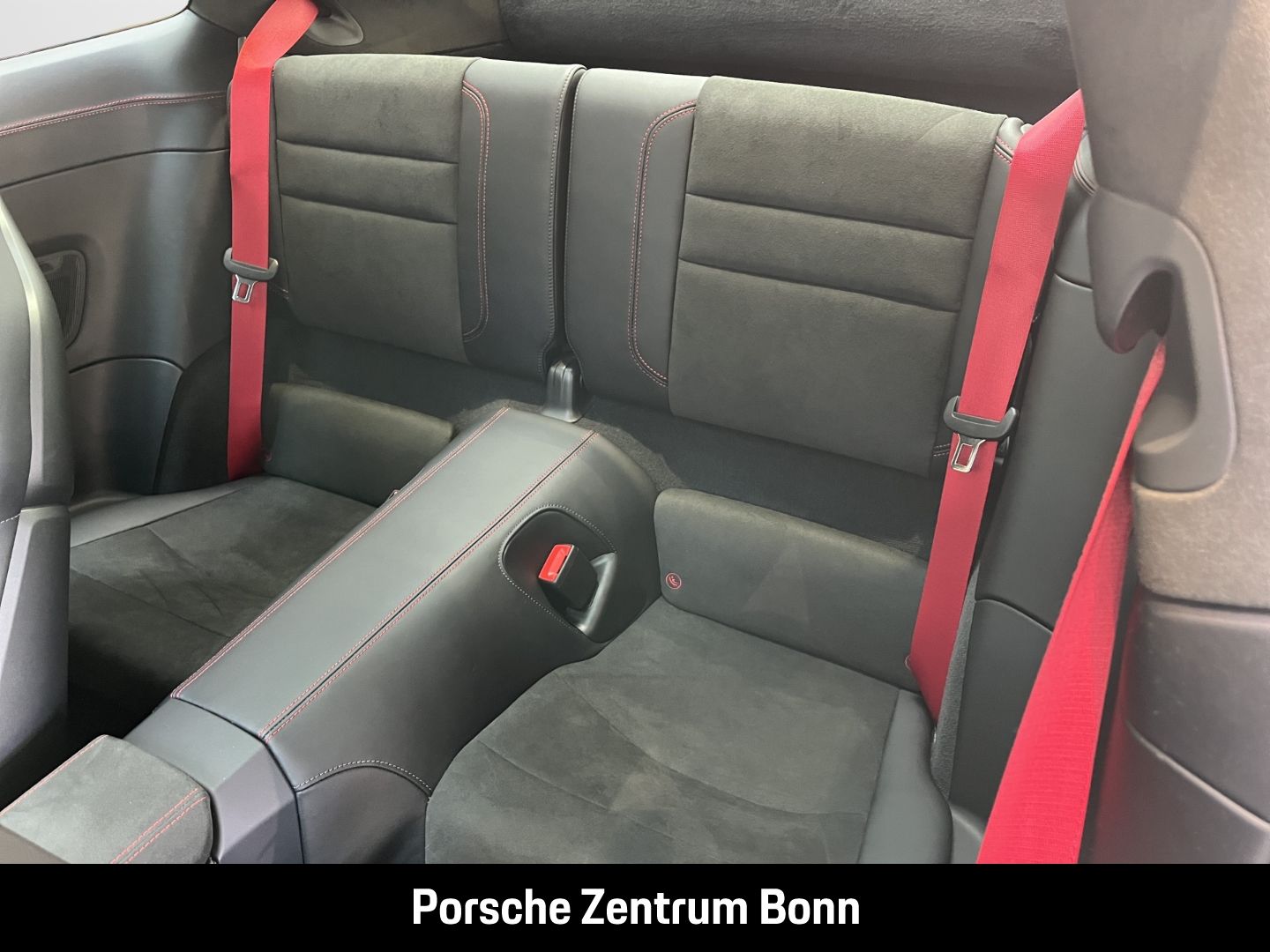 Porsche 992 911 Carrera 4 GTS Liftsystem Vorderachse BOS