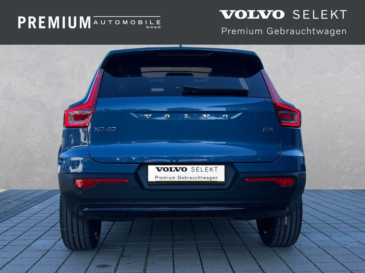 Volvo XC40 Plus Dark B3 Schiebedach/ACC/360°