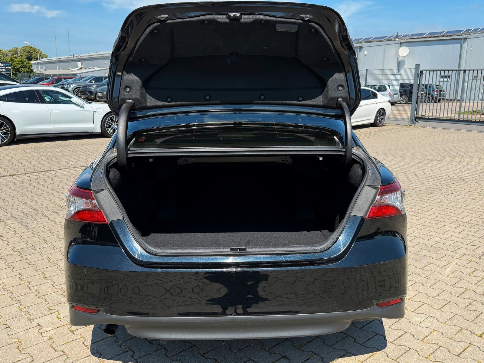 Toyota Camry 2.5 Hybrid