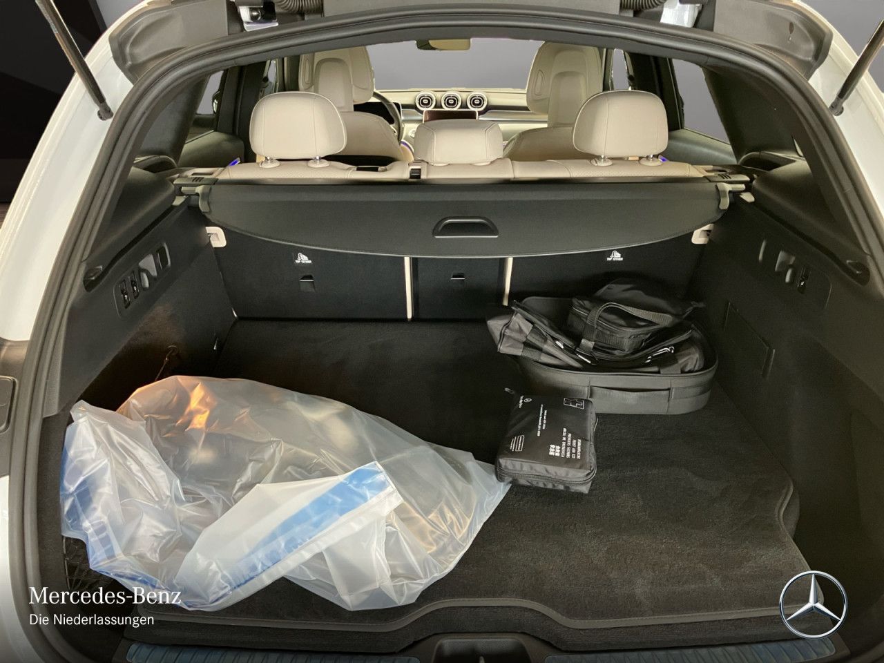 Mercedes-Benz GLC 300 de 4M Avantg - Samsaru's Car Outlet