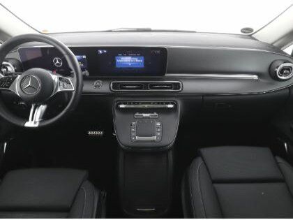 Mercedes-Benz V 300 d AMG-LINE - Samsaru's Car Outlet