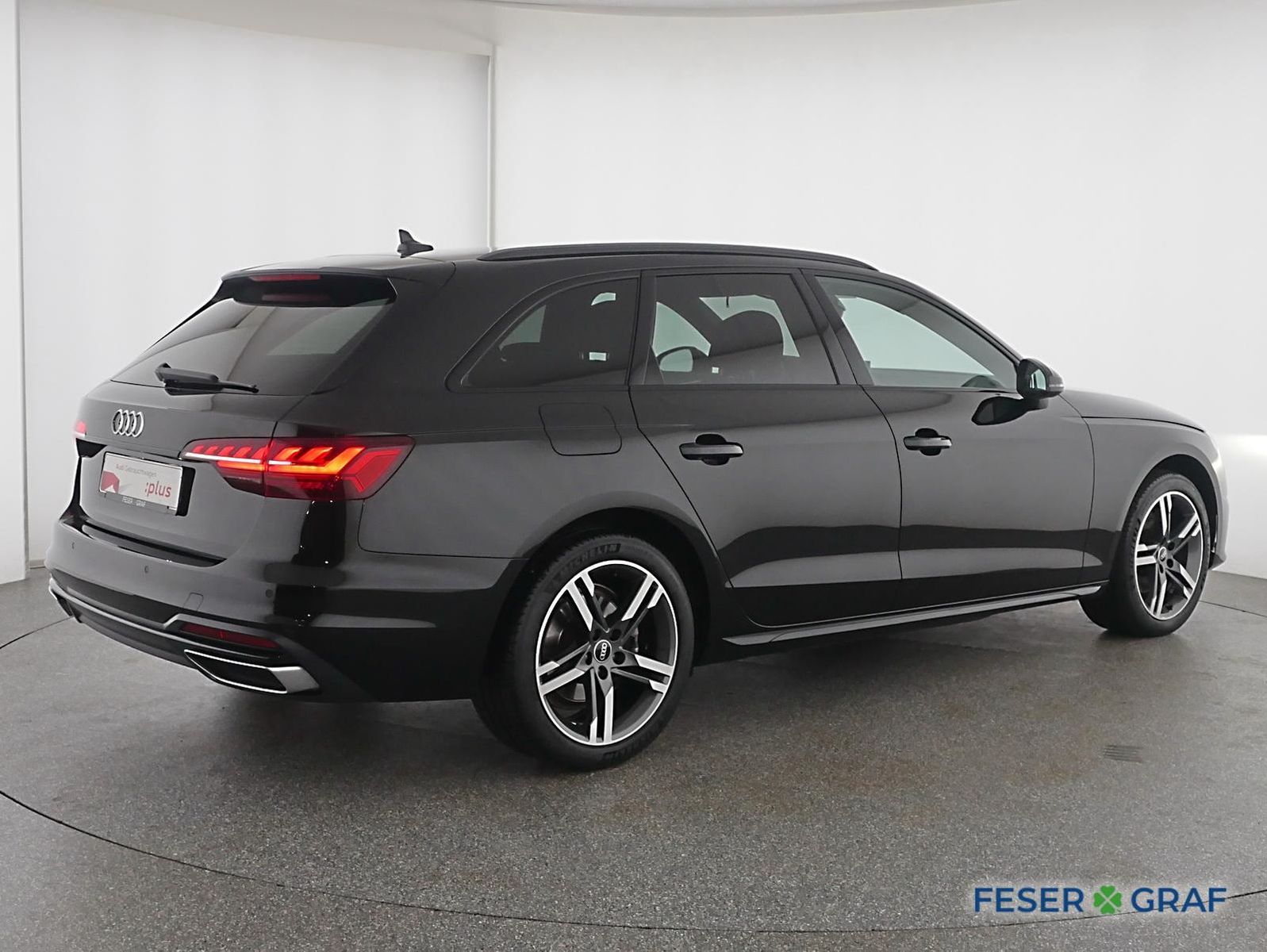 Audi A4 Avant S line 35 TDI S tronic - Samsaru's Car Outlet