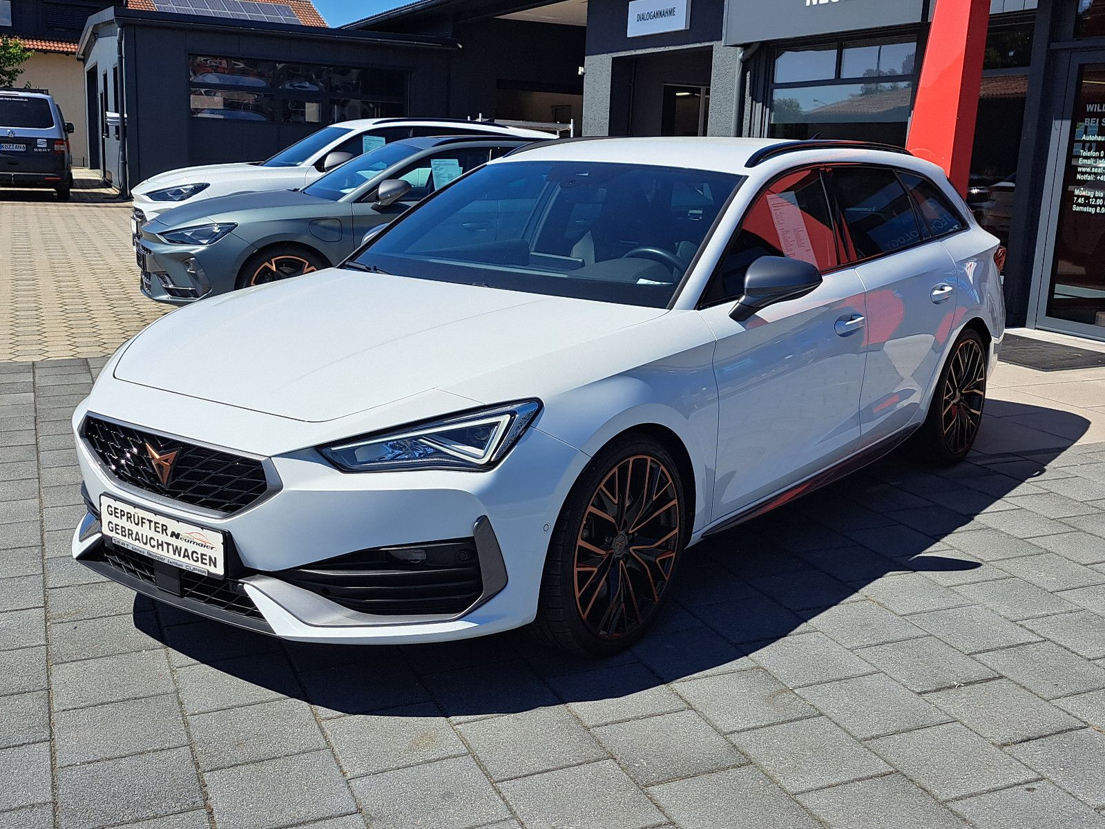 Cupra Leon SP VZ 2.0TSI 310PS DSG 4x4 - Samsaru's Car Outlet