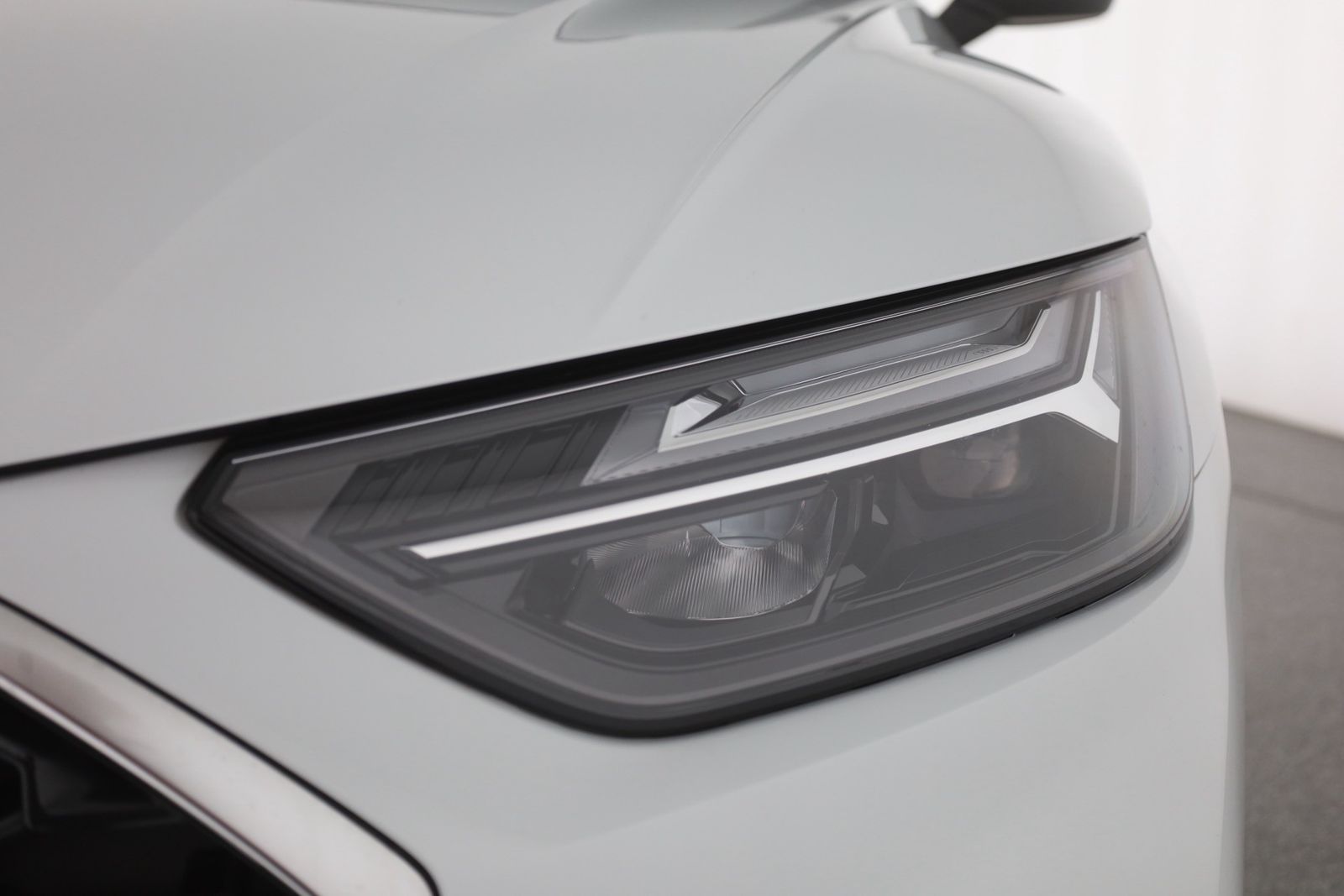 Audi Q5 Sportback S-Line 45 TFSI quattro s-tronic - Samsaru's Car Outlet