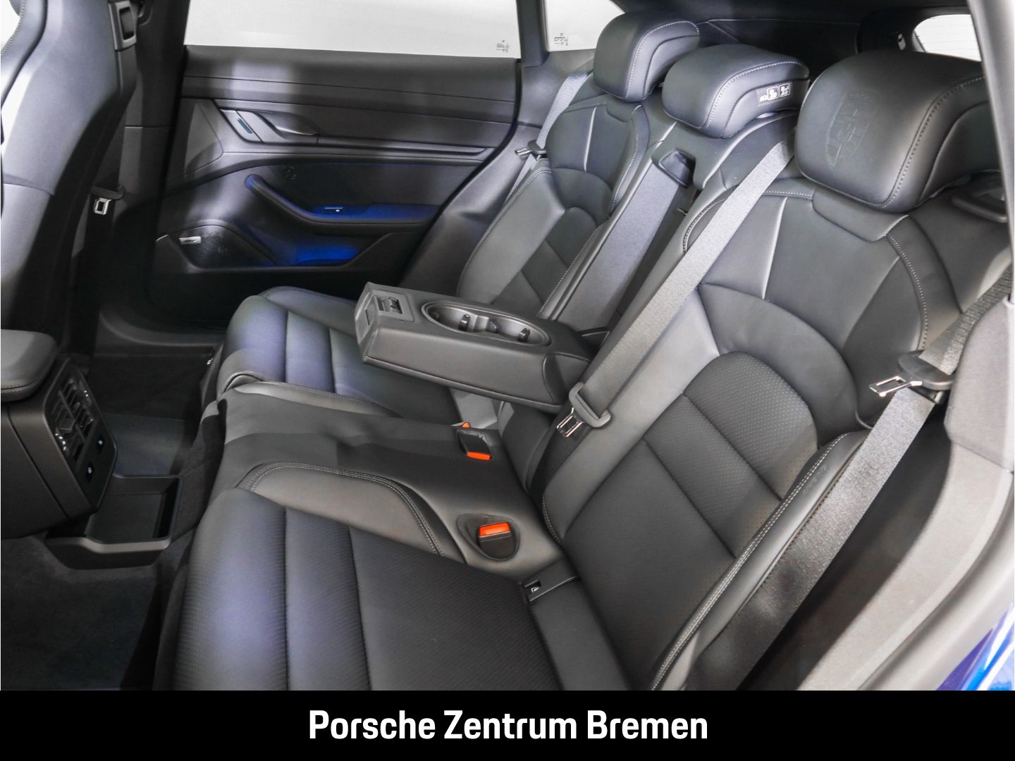Porsche Taycan 4S Sport Tourismo Panomara Bose Head Up