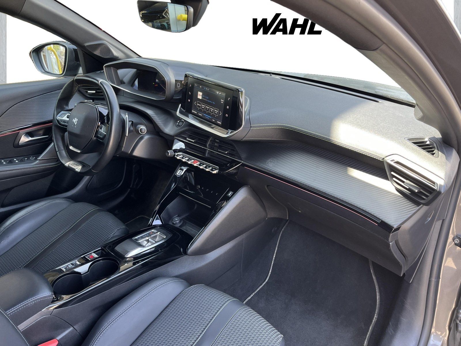Peugeot 208 GT - Samsaru's Car Outlet