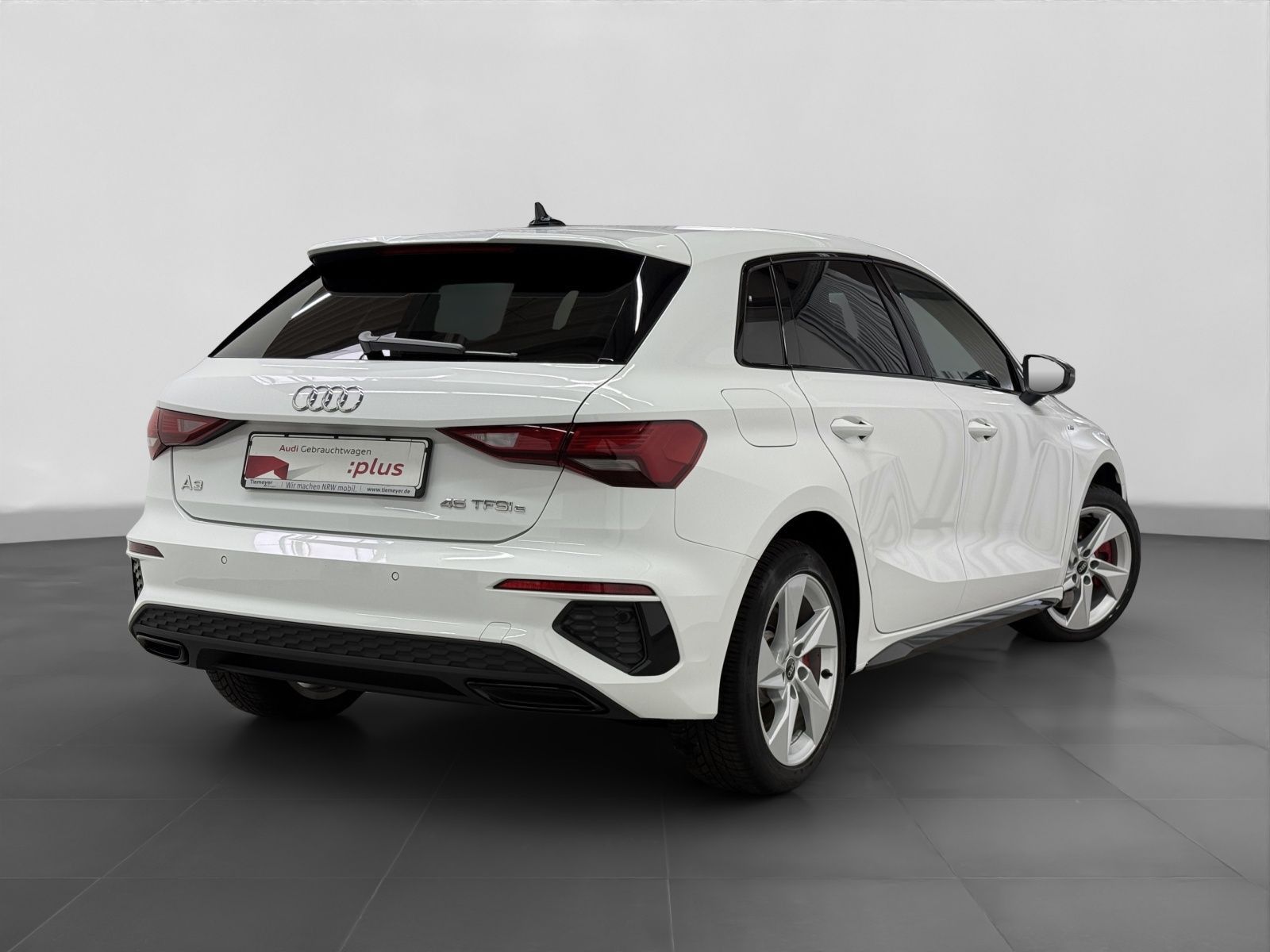 Audi A3 Sportback 45 TFSIe S LINE LM17 TEMPOMAT STAND