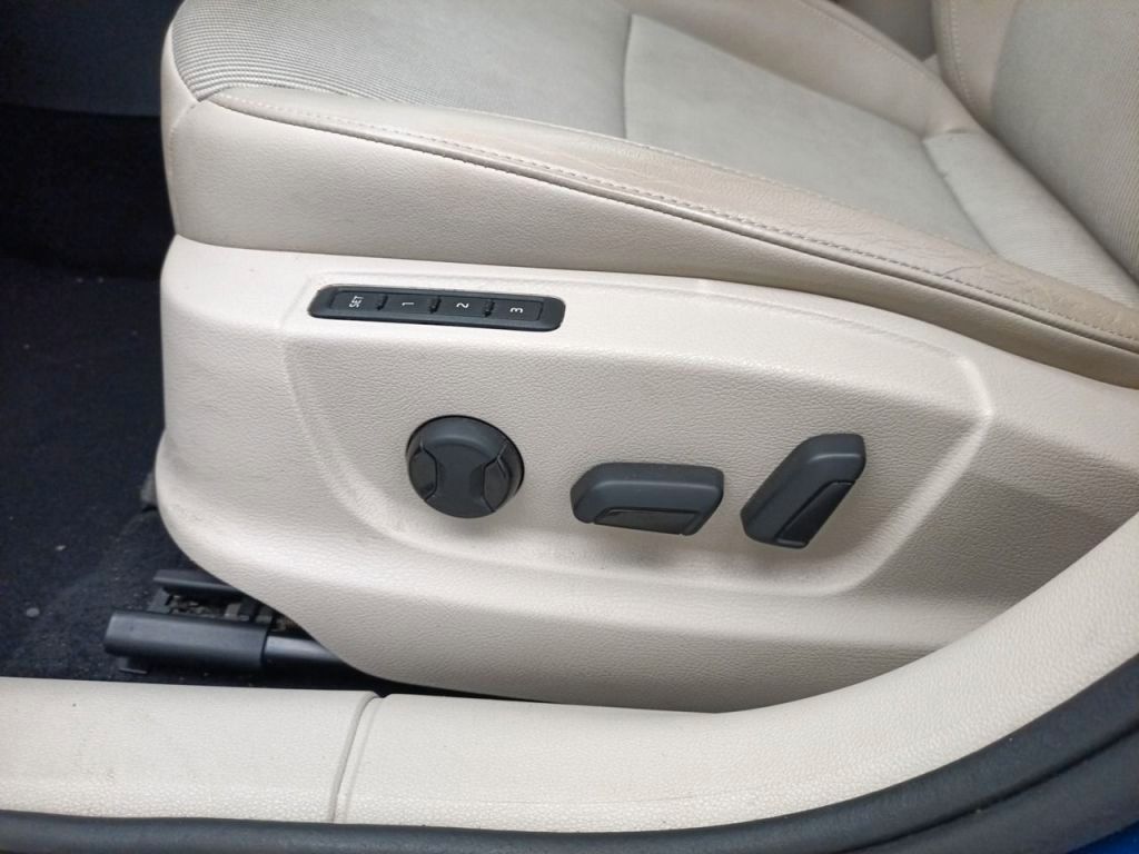 Skoda Octavia Combi Style 1.5TSI - Samsaru's Car Outlet