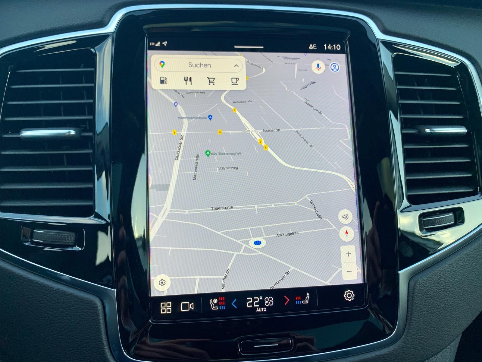 Volvo XC90 B5 AWD Plus Dark 360 AHK PANO STDHZ