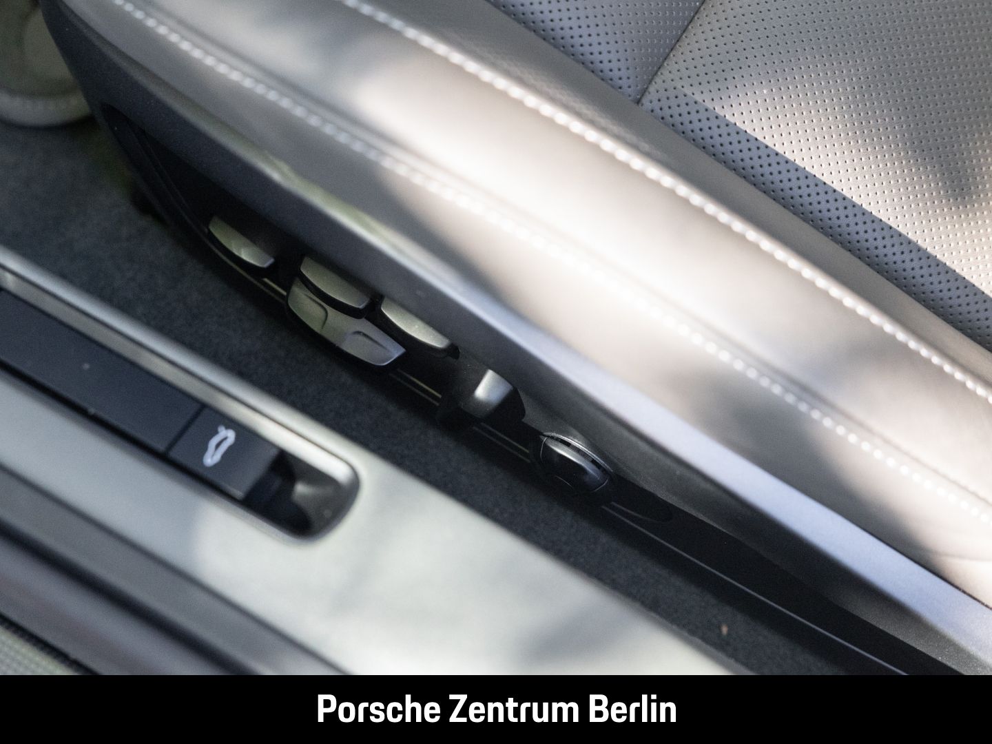 Porsche 992 911 Turbo S Liftsystem-VA Sitzbelüftung