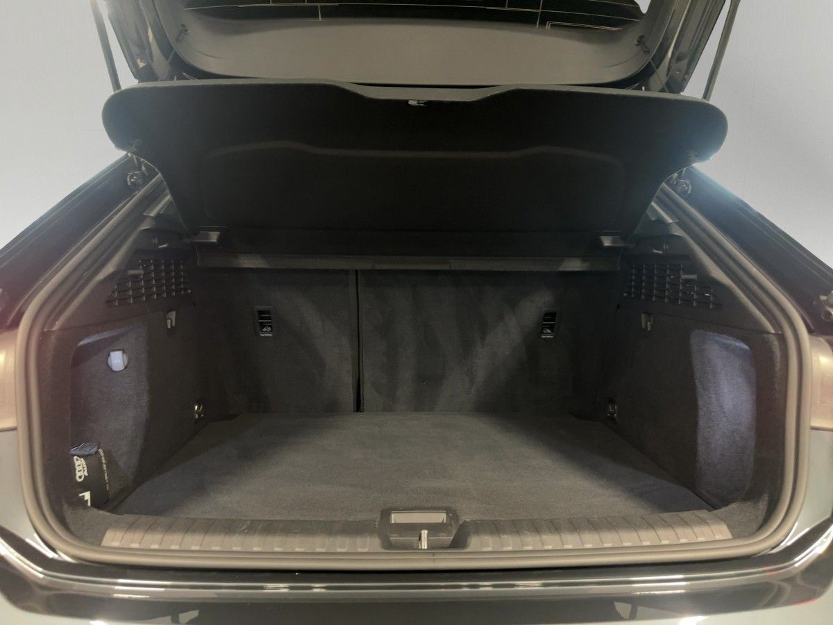 Audi A3 Sportback 40 TFSI e advanced S tronic LED Nav