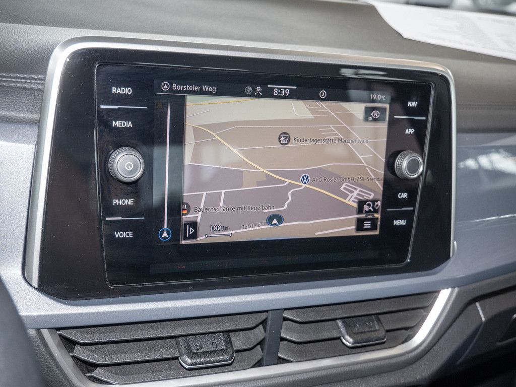 Volkswagen T-Roc 1.0 TSI Style - Samsaru's Car Outlet