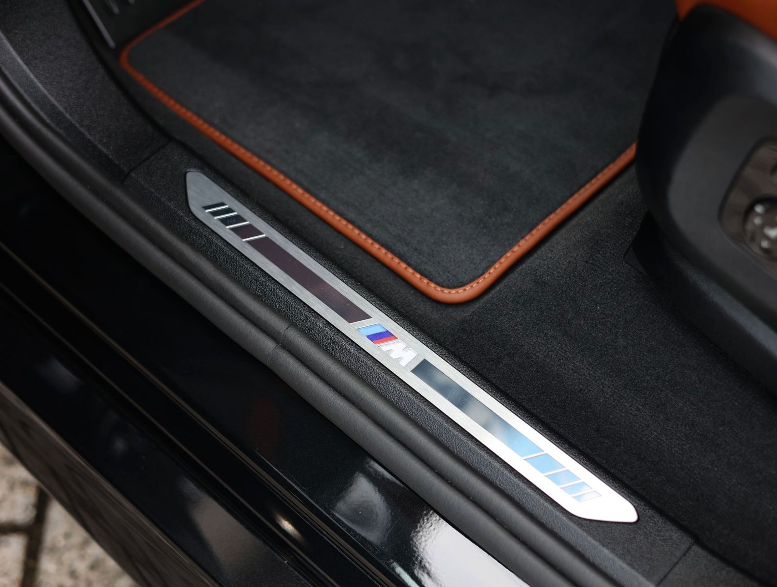 BMW X5 50e xDrive | Individual - Sky - AHK - Bow&Wil