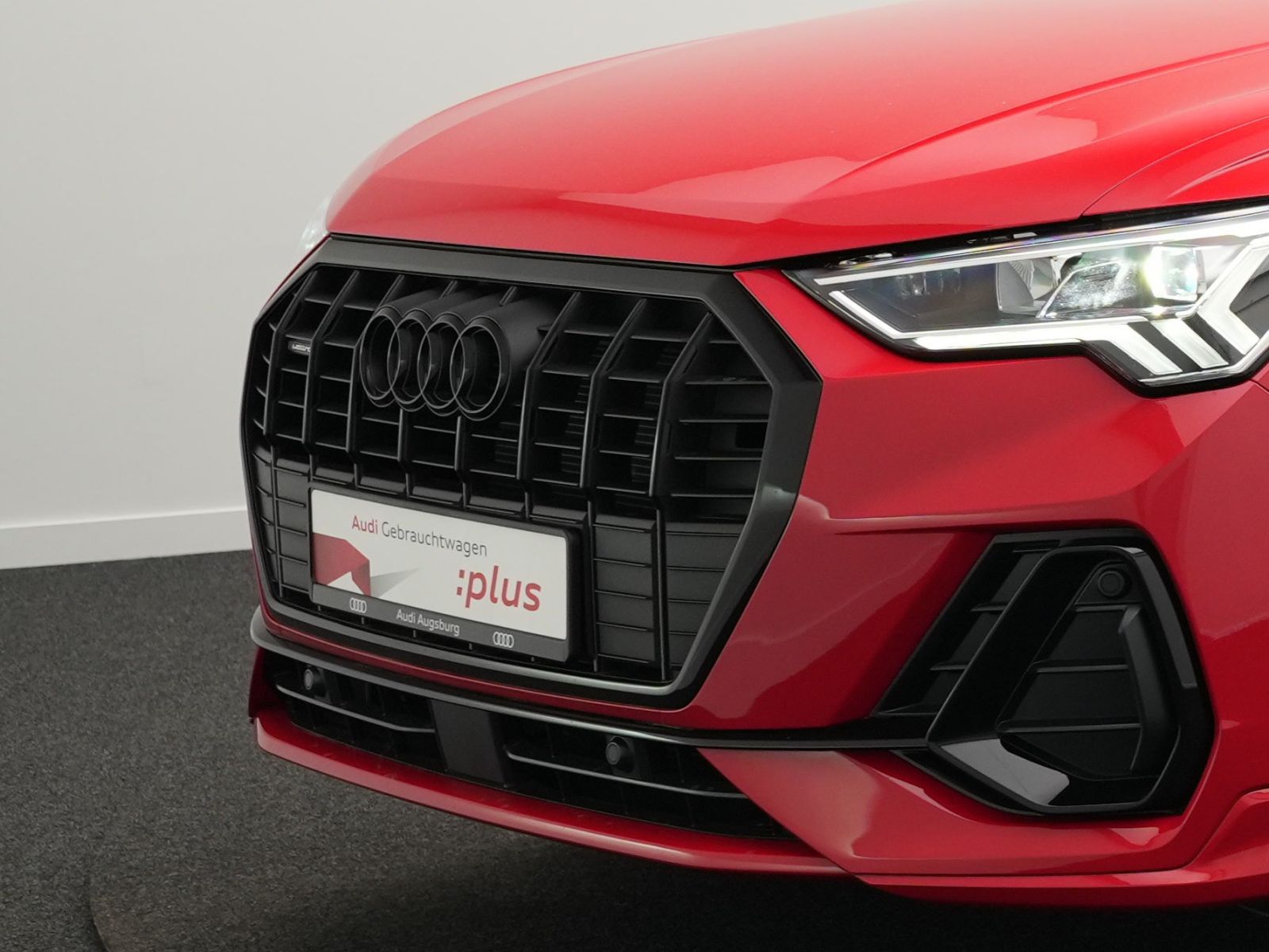 Audi Q3 S line 40 TFSI quattro S tr. *AHK*StdHZ*19''*