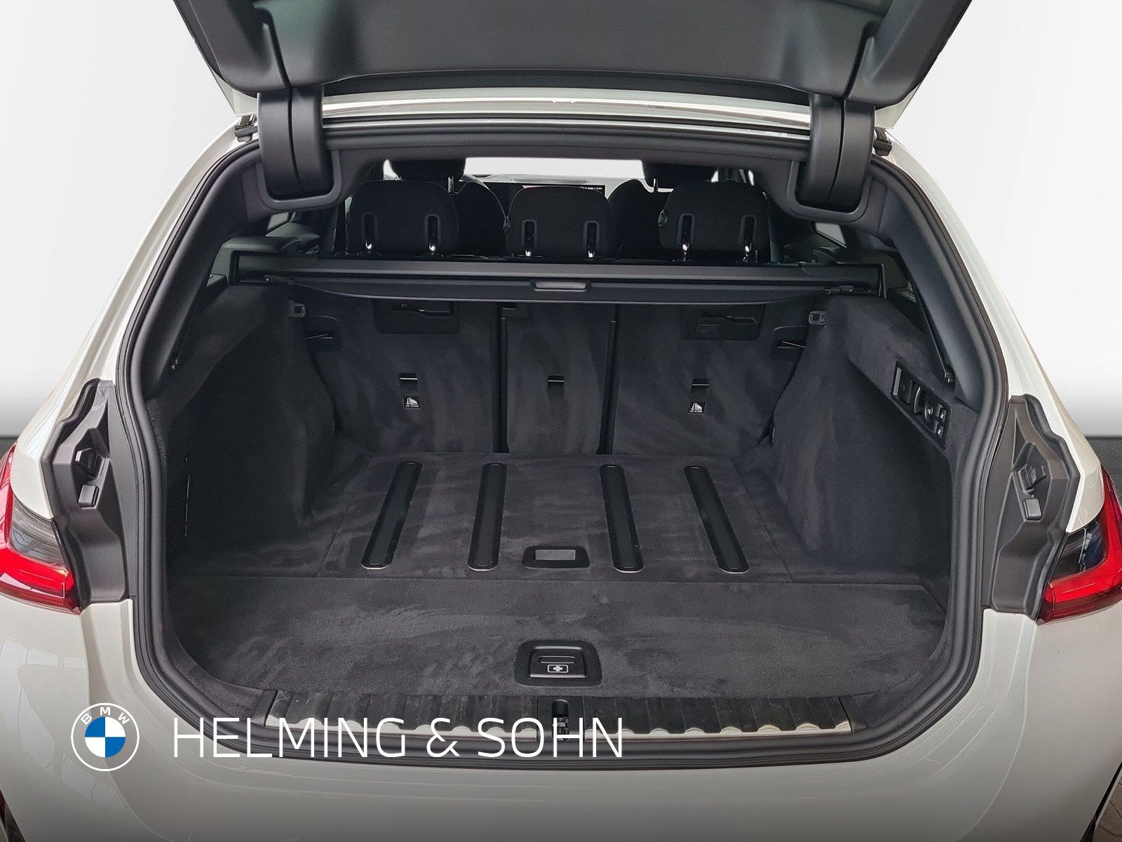 BMW 320d Touring M-Sport HiFi DAB Head-Up AHK ACC uv