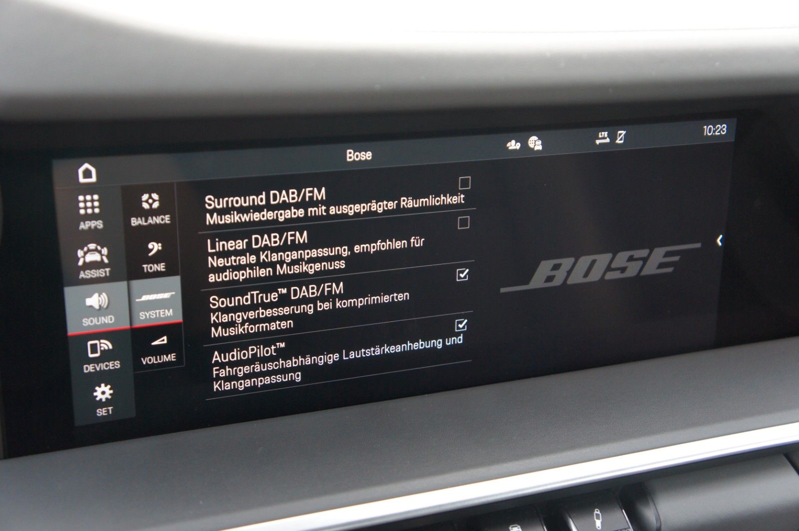 Porsche 992 Targa 4S *PDLS+*CHRONO*BOSE*360*21Z*SP.ABGAS