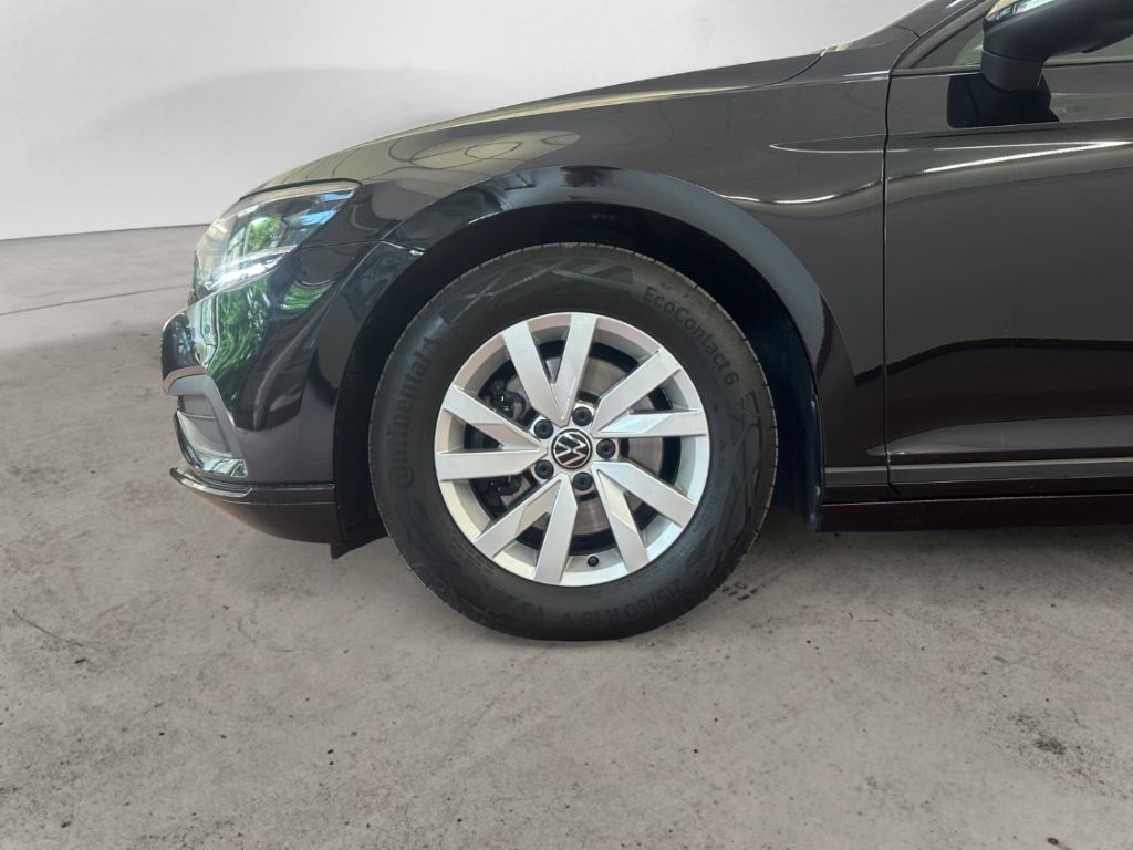 Volkswagen Passat AUTOMATIK - Samsaru's Car Outlet